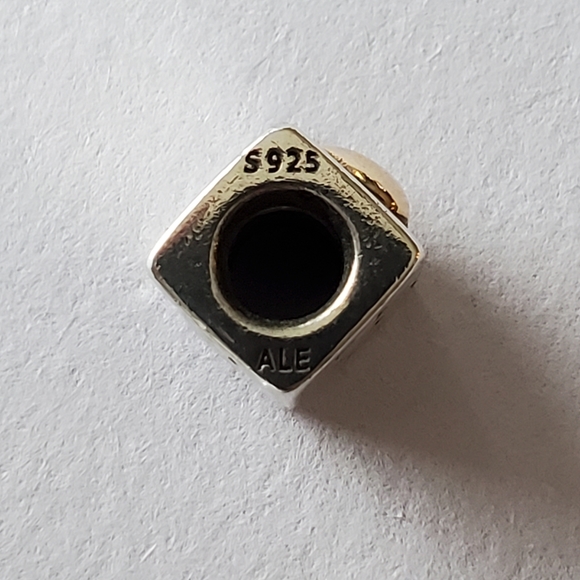 Pandora 'I love you' charm - Picture 2 of 3